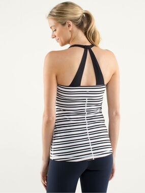 Lululemon Scoop Me Up Tank II
Twin Stripe Black / Black